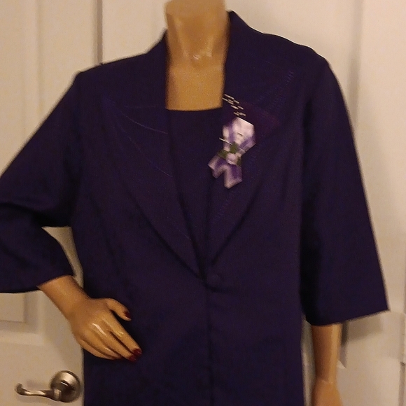 Pride & Joy Women's  3pc. Skirt suit, Sz.16W - Picture 4 of 6